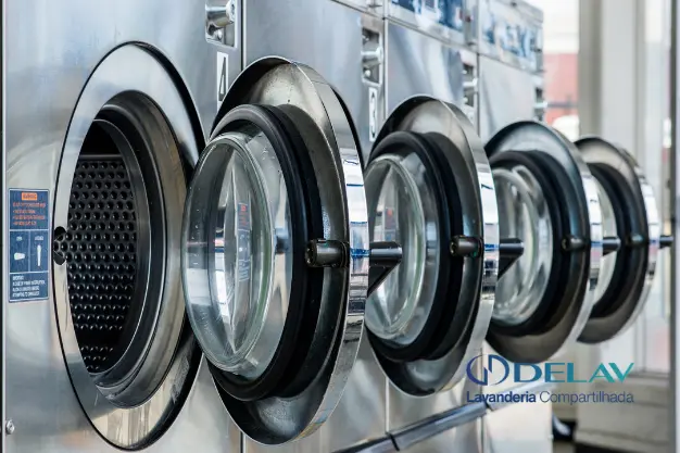 Leia mais sobre o artigo Organização criativa: 7 maneiras de otimizar o uso de uma lavanderia compartilhada